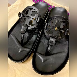 COPY - Tory Burch Cloud sandals